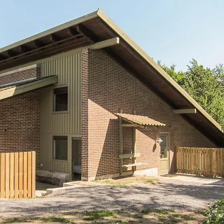 Appartement 2 Bedroom Stunning In *