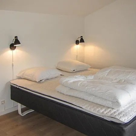 2 Bedroom Stunning In Apartamento *
